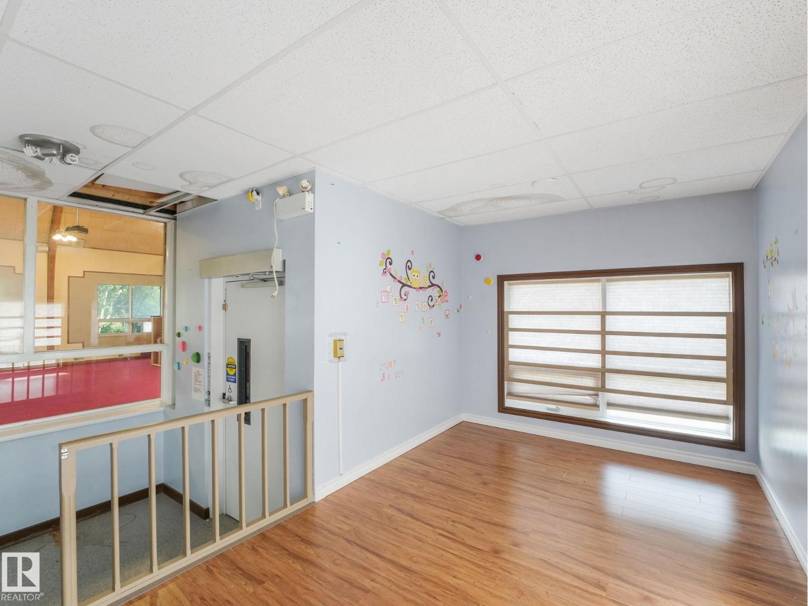 Photo 20 of 9630 9624 74 Av Nw, Edmonton AB