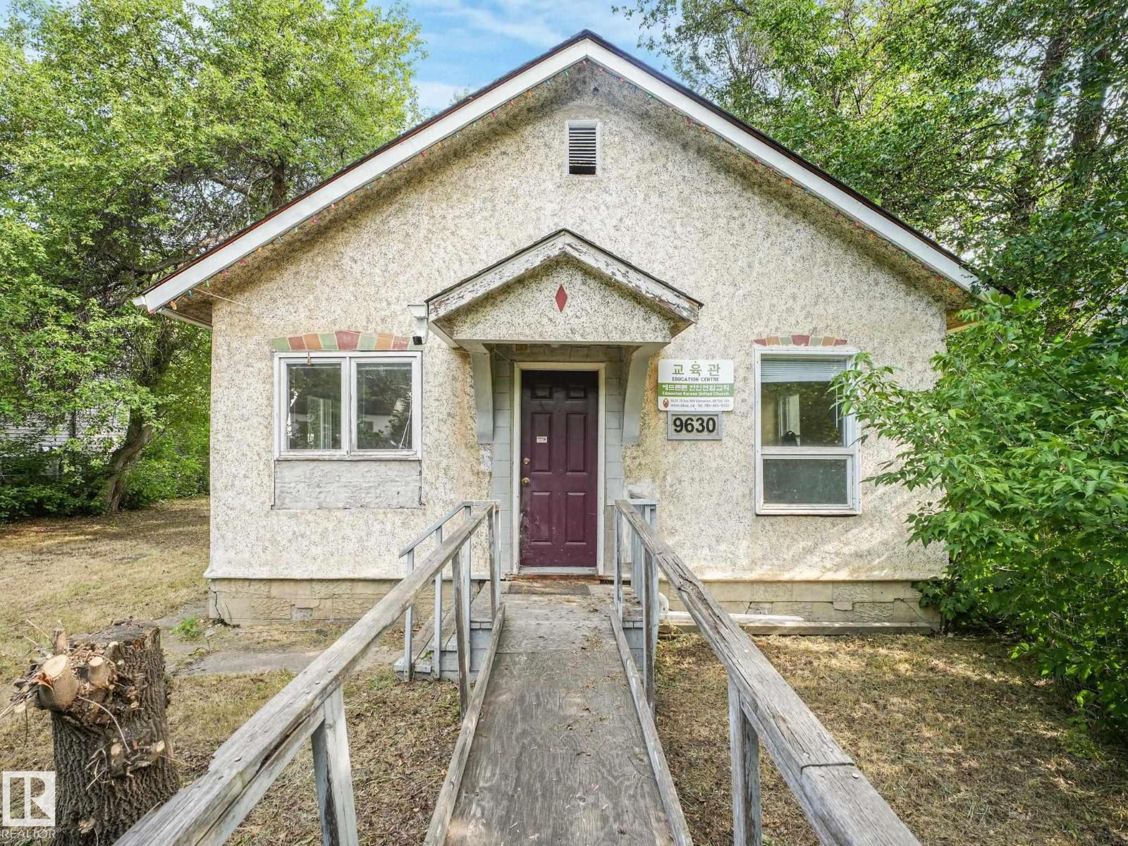 Photo 57 of 9630 9624 74 Av Nw, Edmonton AB