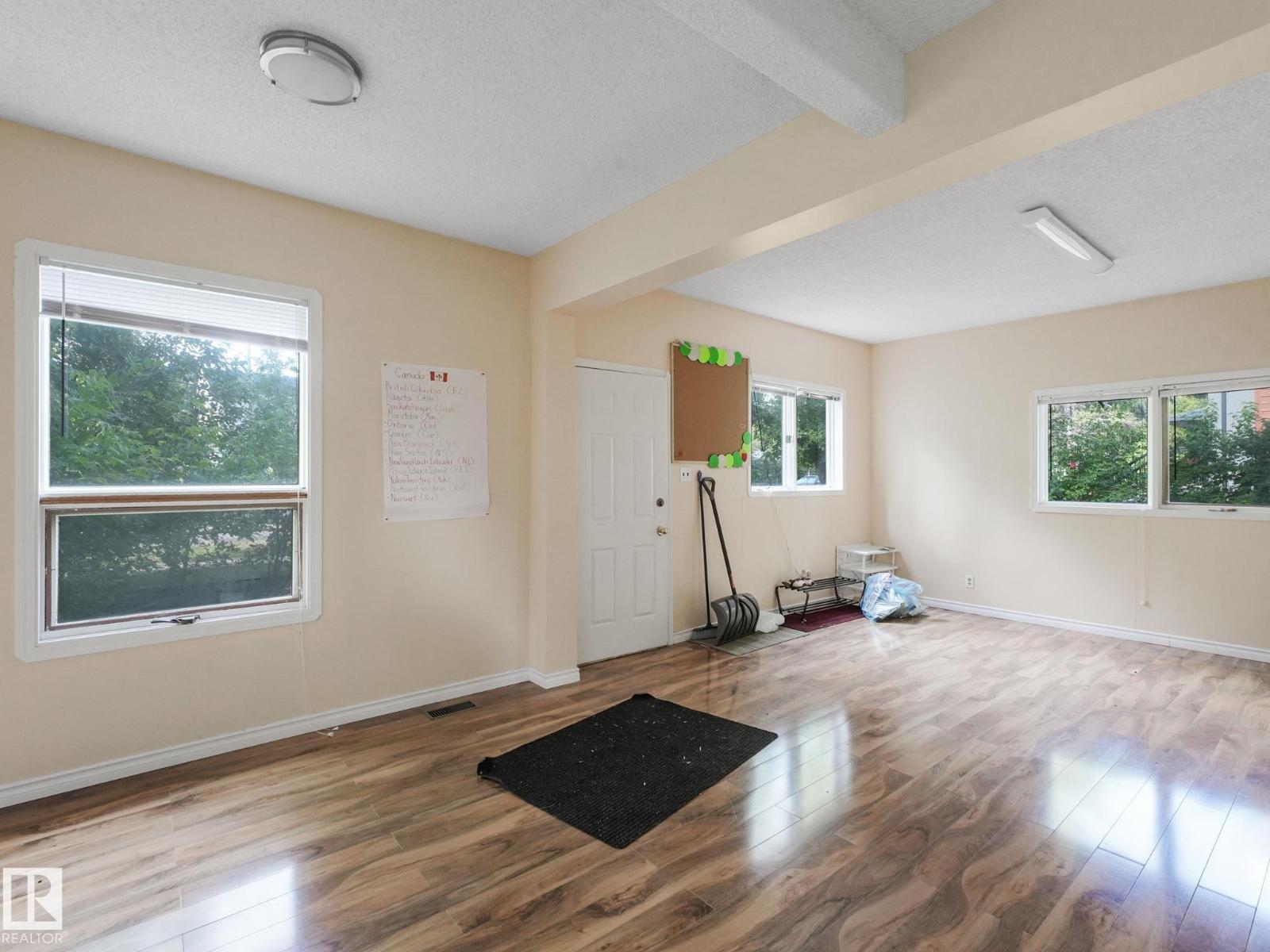 Photo 62 of 9630 9624 74 Av Nw, Edmonton AB