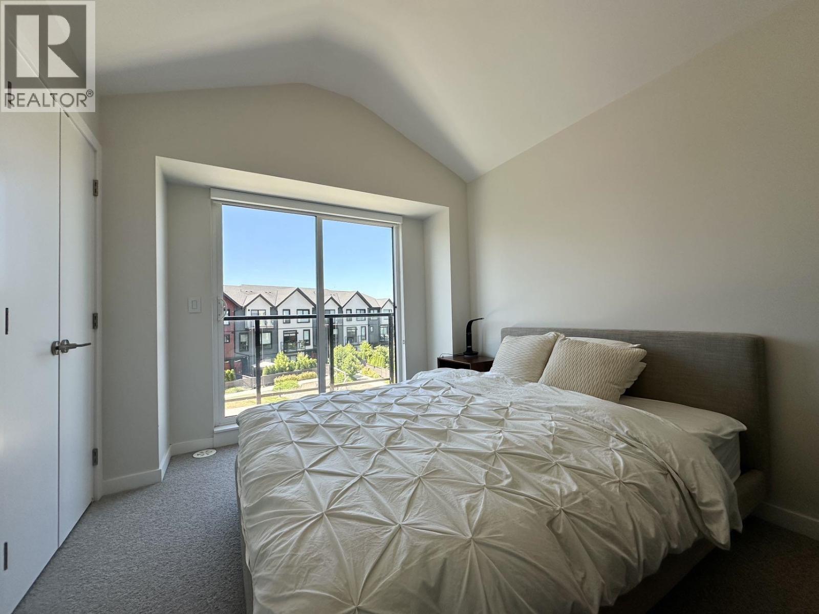 Photo 8 of 151 4738 Hemlock Way, Tsawwassen BC