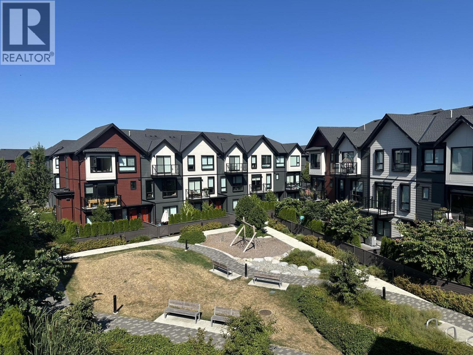 Photo 2 of 151 4738 Hemlock Way, Tsawwassen BC