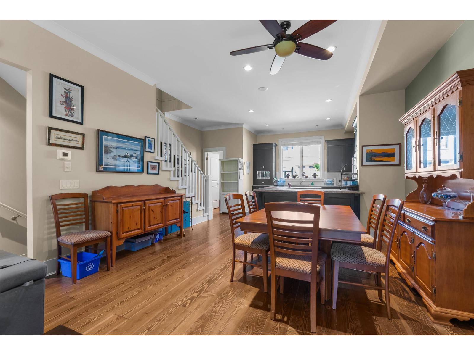 Photo 9 of 420 2580 Langdon Street, Abbotsford BC
