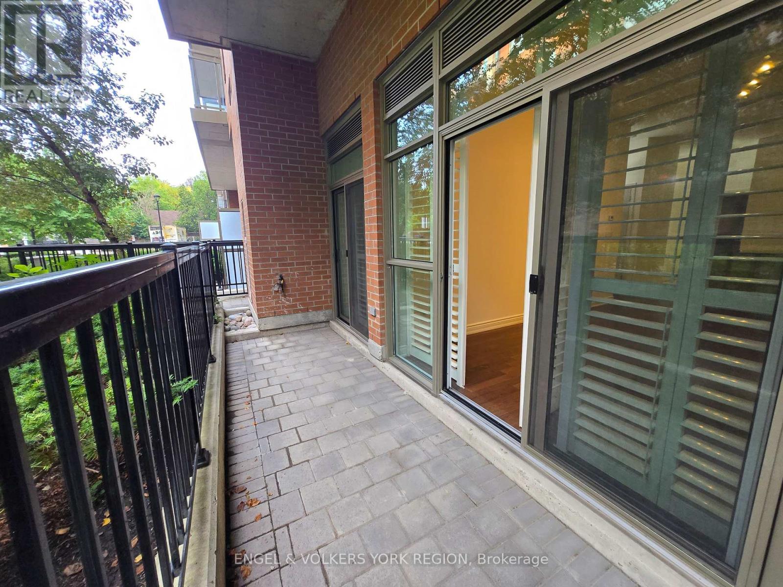 Photo 14 of 106 281 Woodbridge Avenue, Vaughan ON