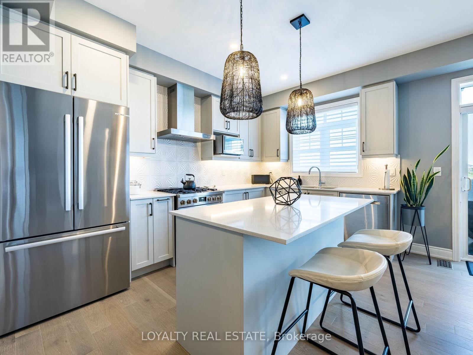 Photo 1 of 12 Wainwright Drive, Brampton ON