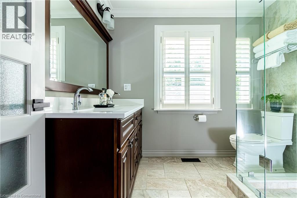 Photo 14 of 66 Garden Avenue, Ancaster ON