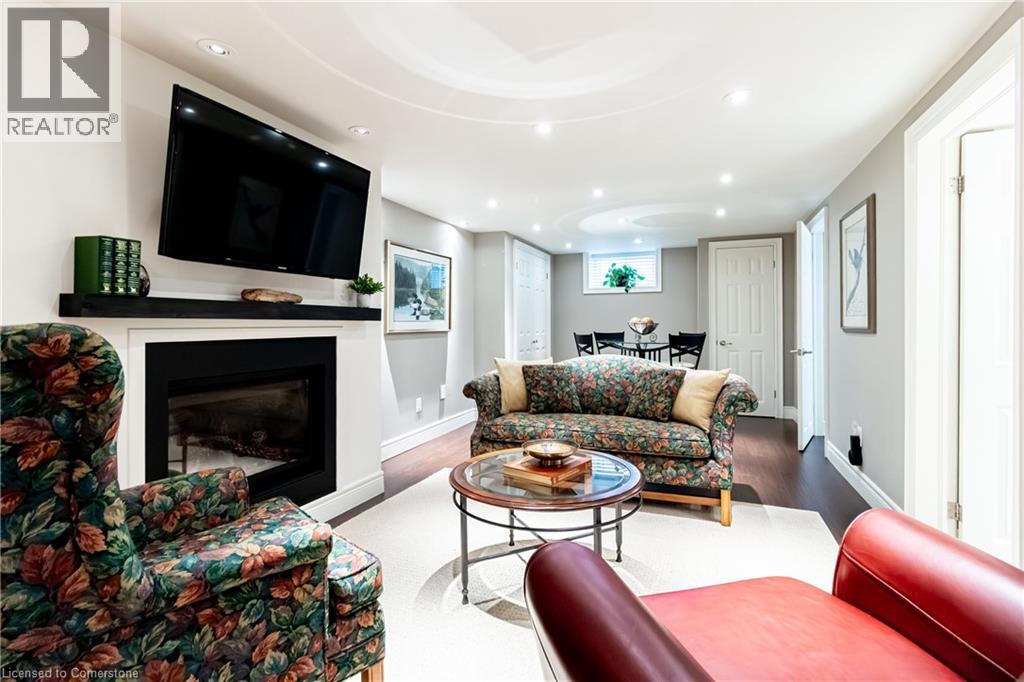 Photo 8 of 66 Garden Avenue, Ancaster ON