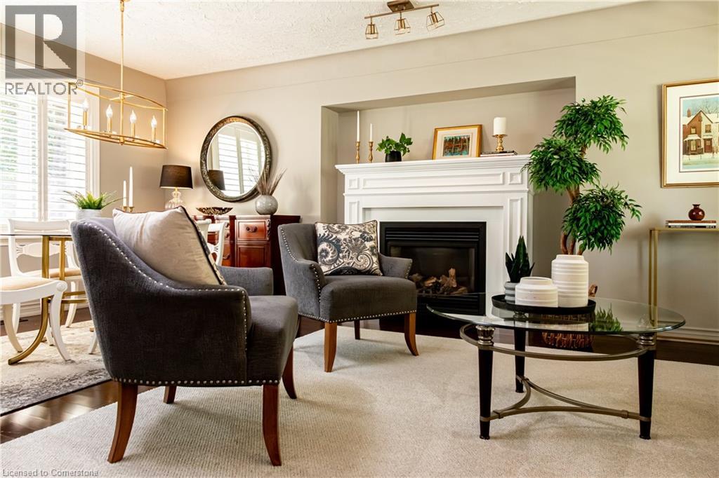 Photo 26 of 66 Garden Avenue, Ancaster ON