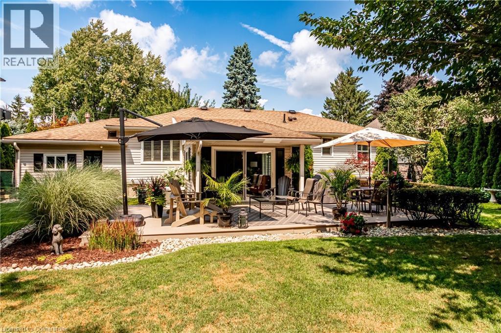 Photo 16 of 66 Garden Avenue, Ancaster ON