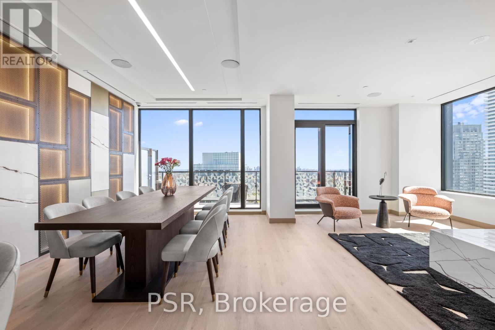 Photo 27 of 3810 101 Roehampton Avenue, Toronto ON