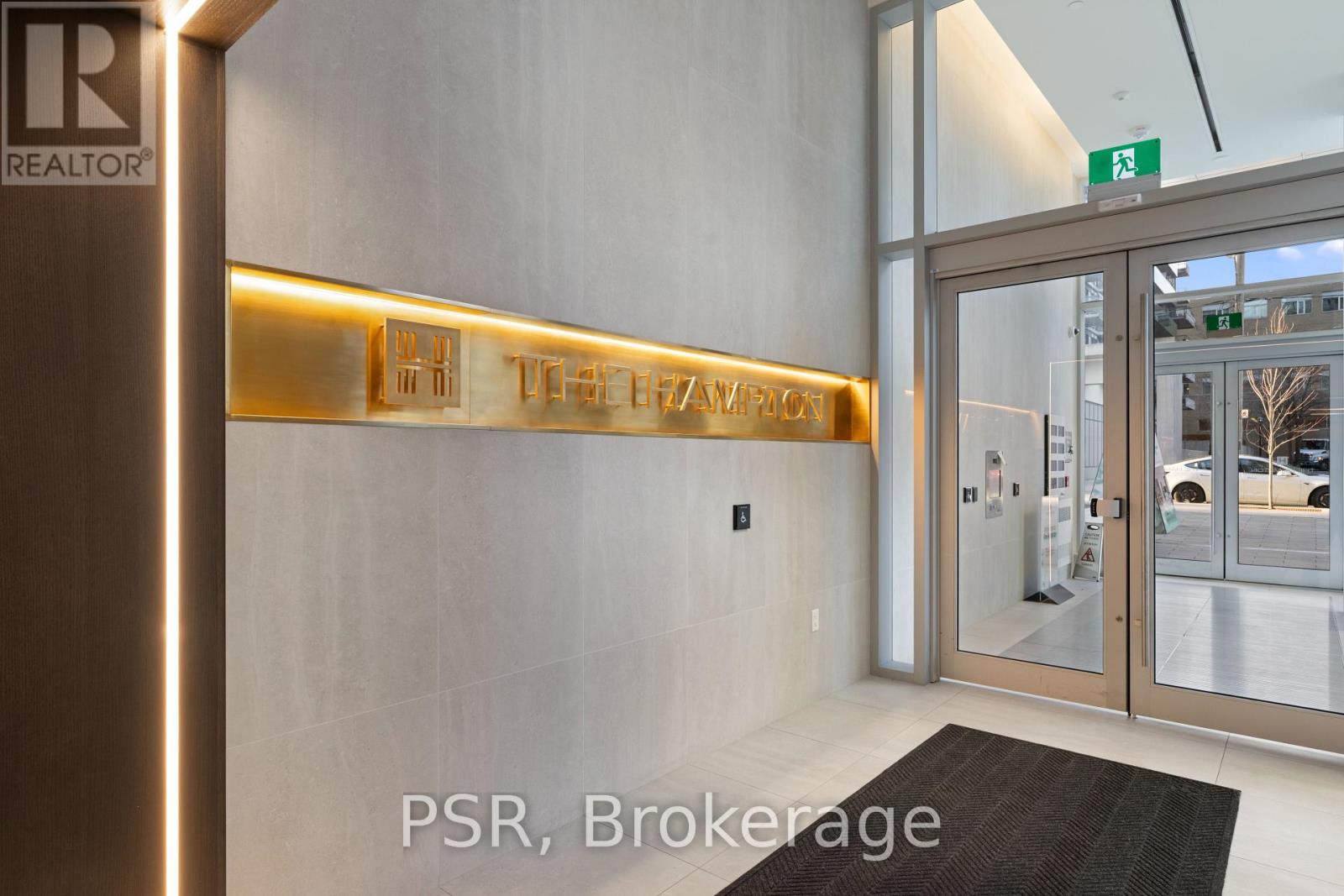 Photo 34 of 3810 101 Roehampton Avenue, Toronto ON