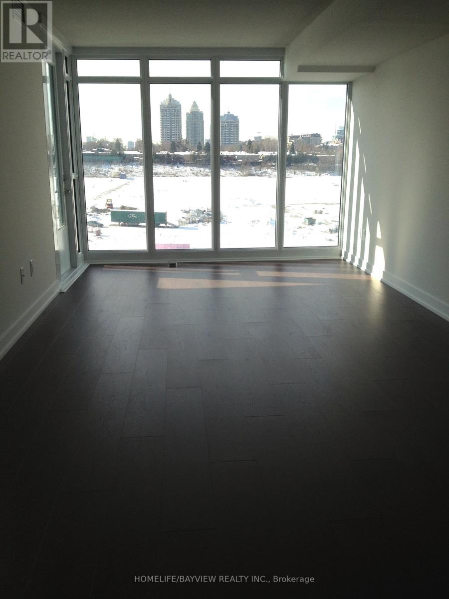 Photo 4 of 912 121 Mcmahon Drive, Toronto ON