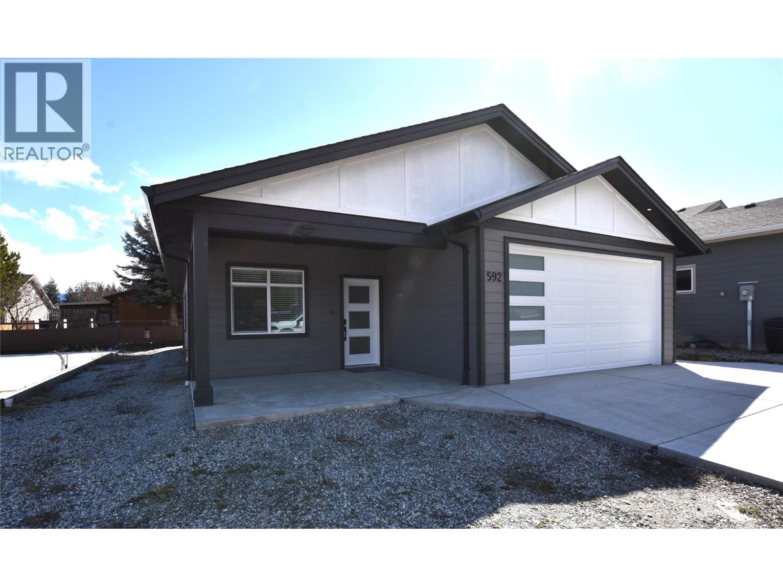  592 Nighthawk Avenue, Vernon
