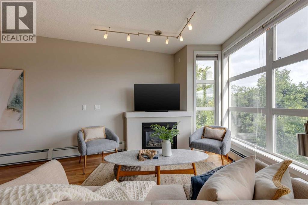 Single Family House for Sale in    Avenue SW Mission Calgary 