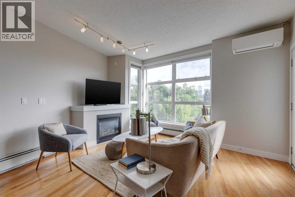 Single Family House for Sale in    Avenue SW Mission Calgary 