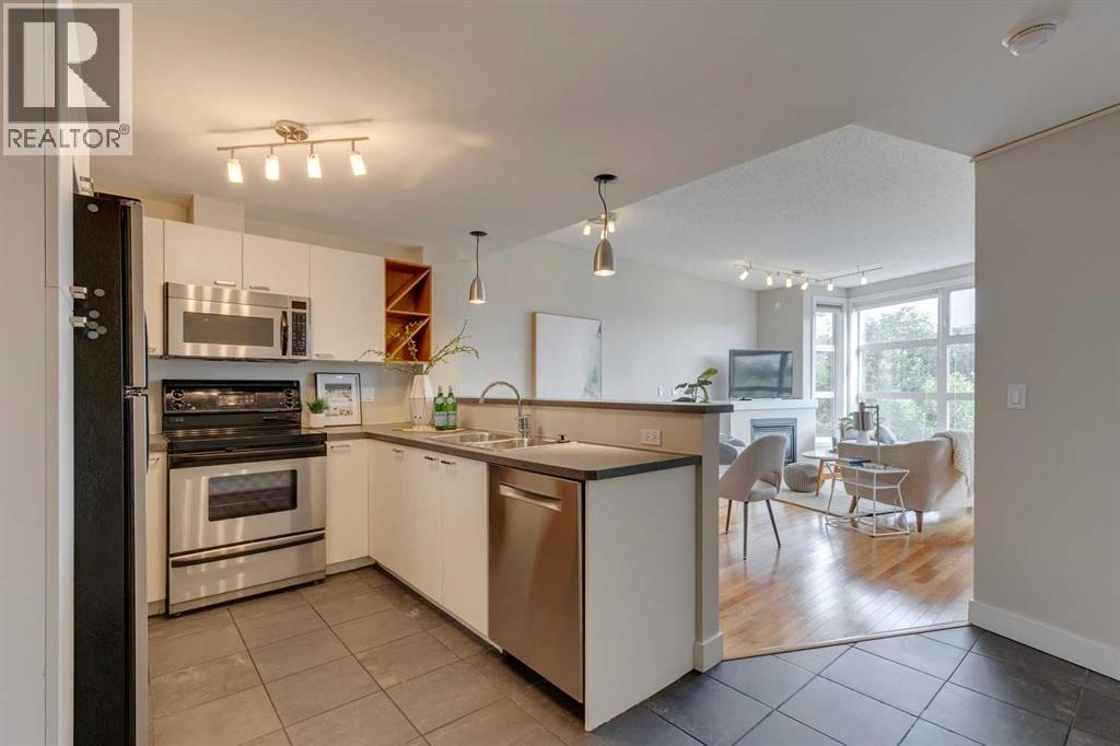 Single Family House for Sale in    Avenue SW Mission Calgary 