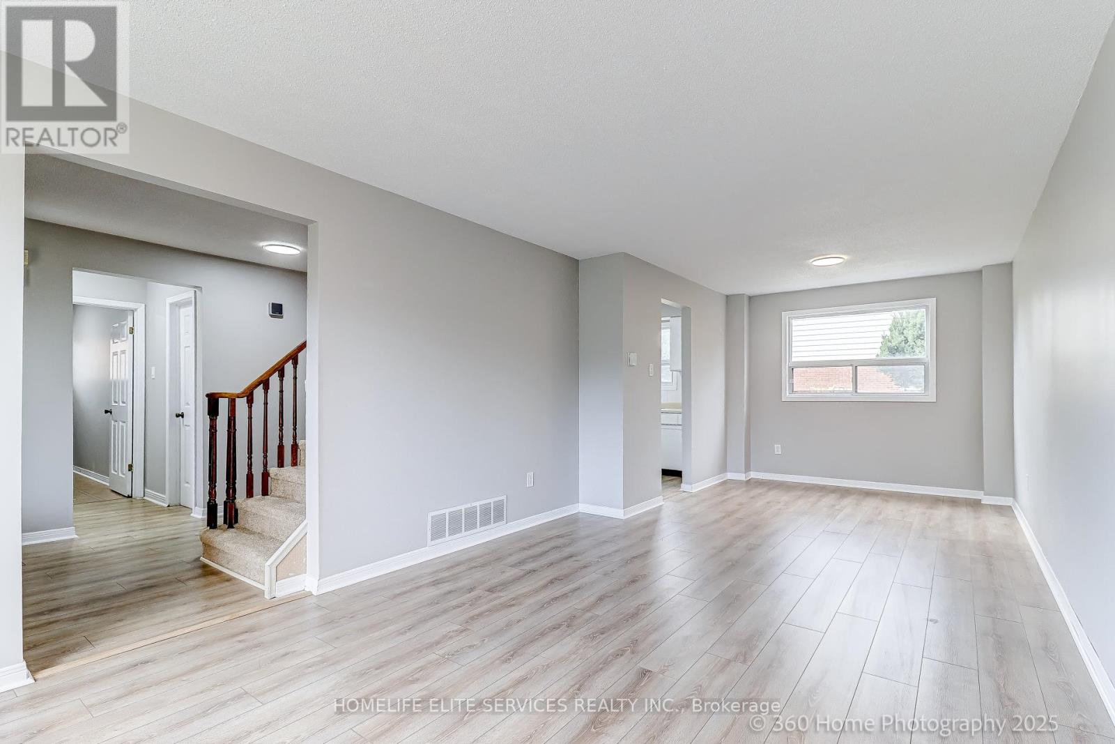 Photo 13 of 1938 Glengrove Road, Pickering ON