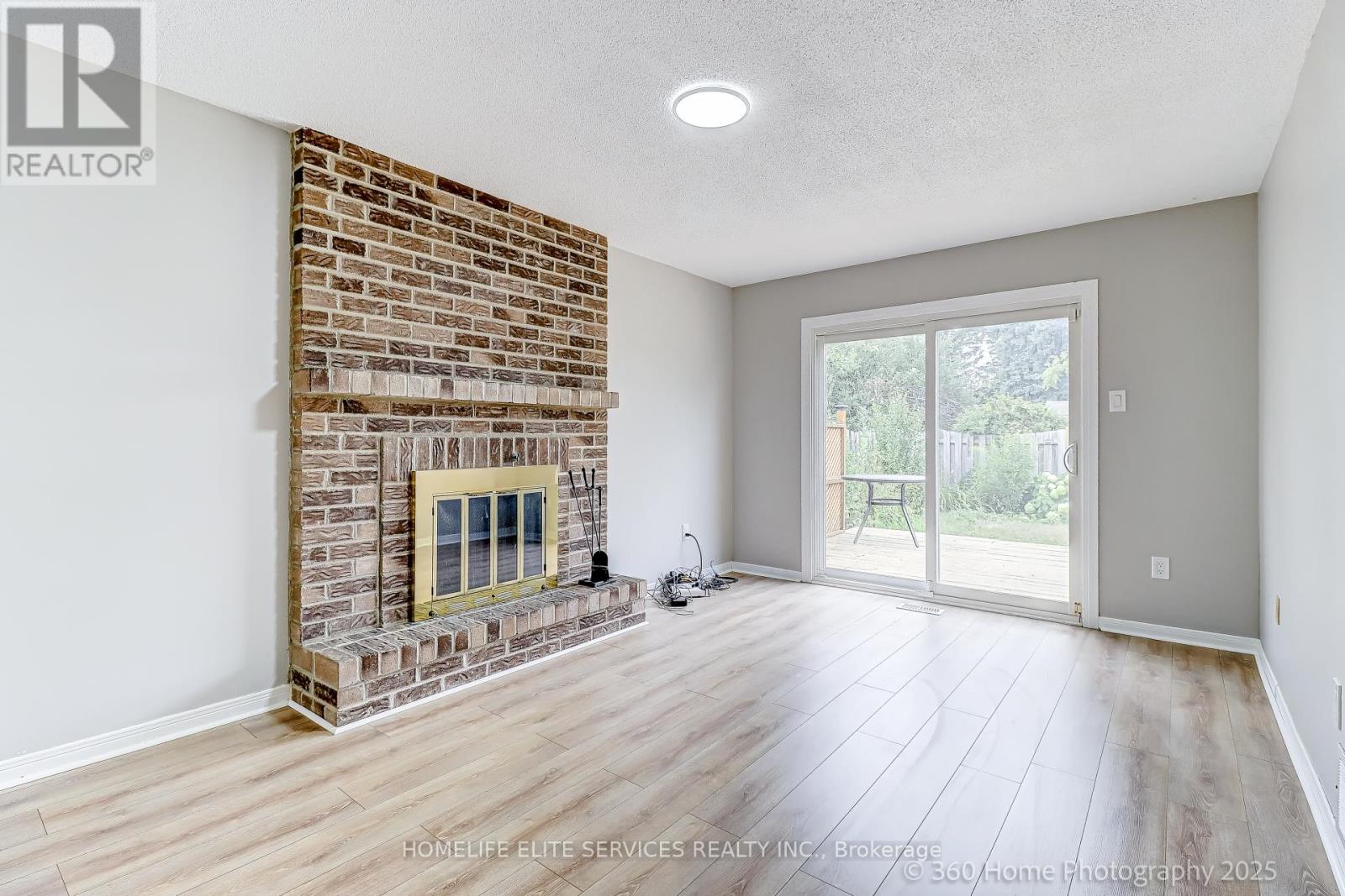 Photo 18 of 1938 Glengrove Road, Pickering ON