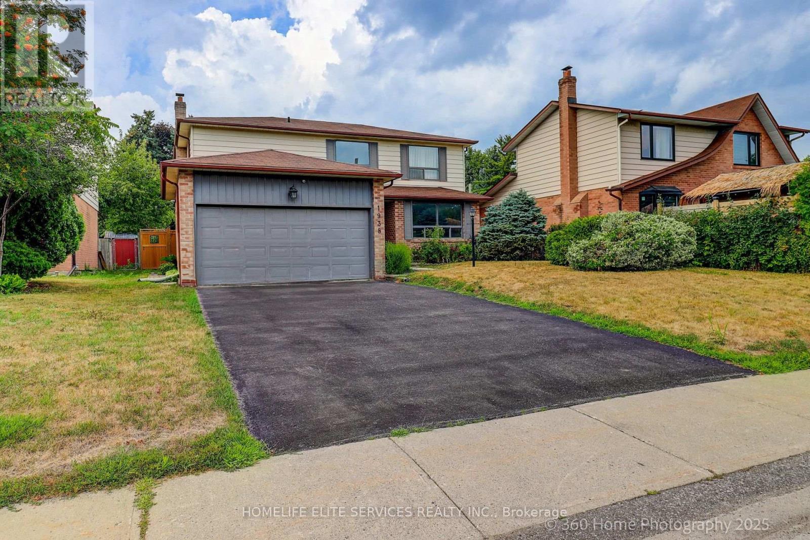 Photo 3 of 1938 Glengrove Road, Pickering ON