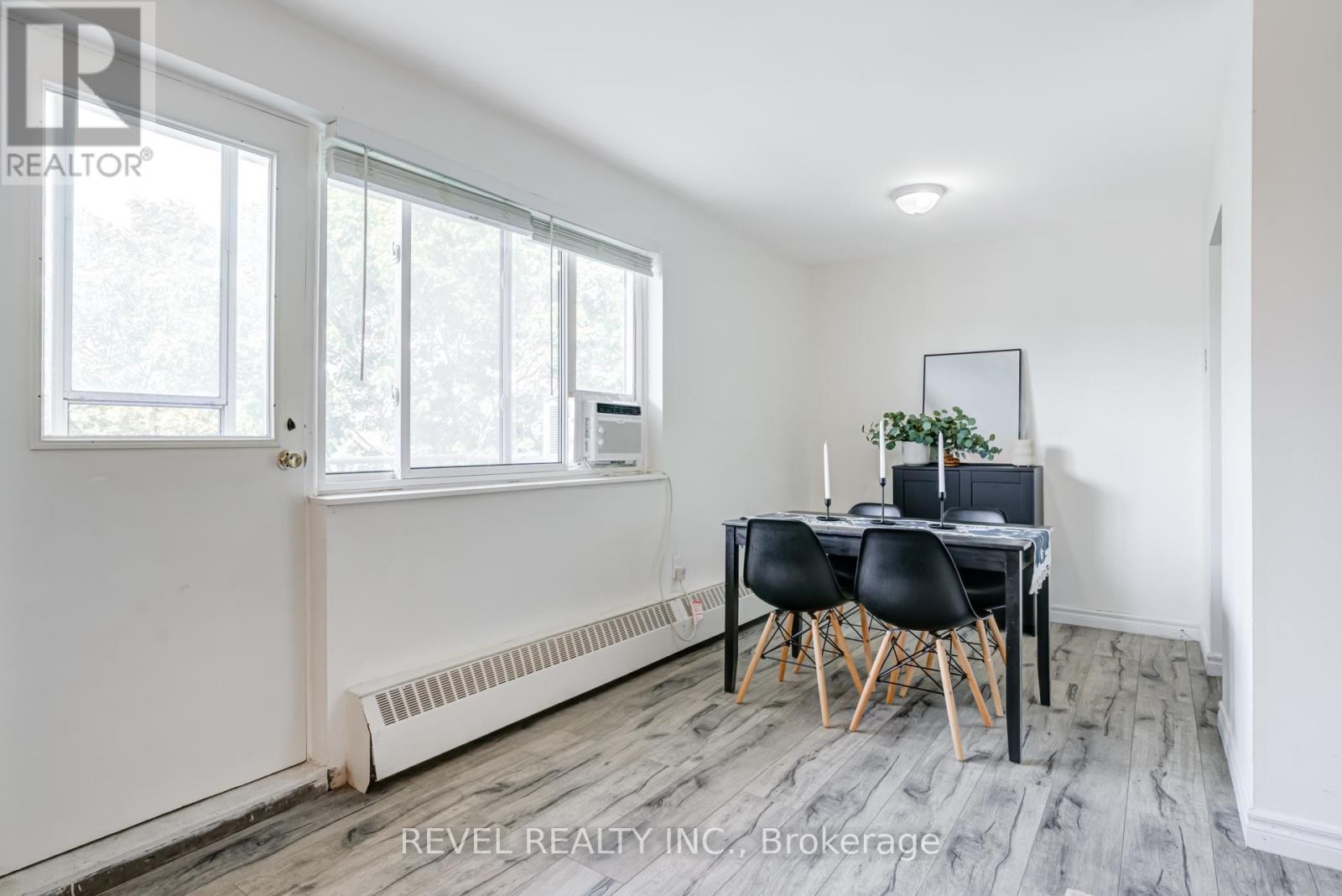 Photo 14 of 512 936 Glen Street, Oshawa ON