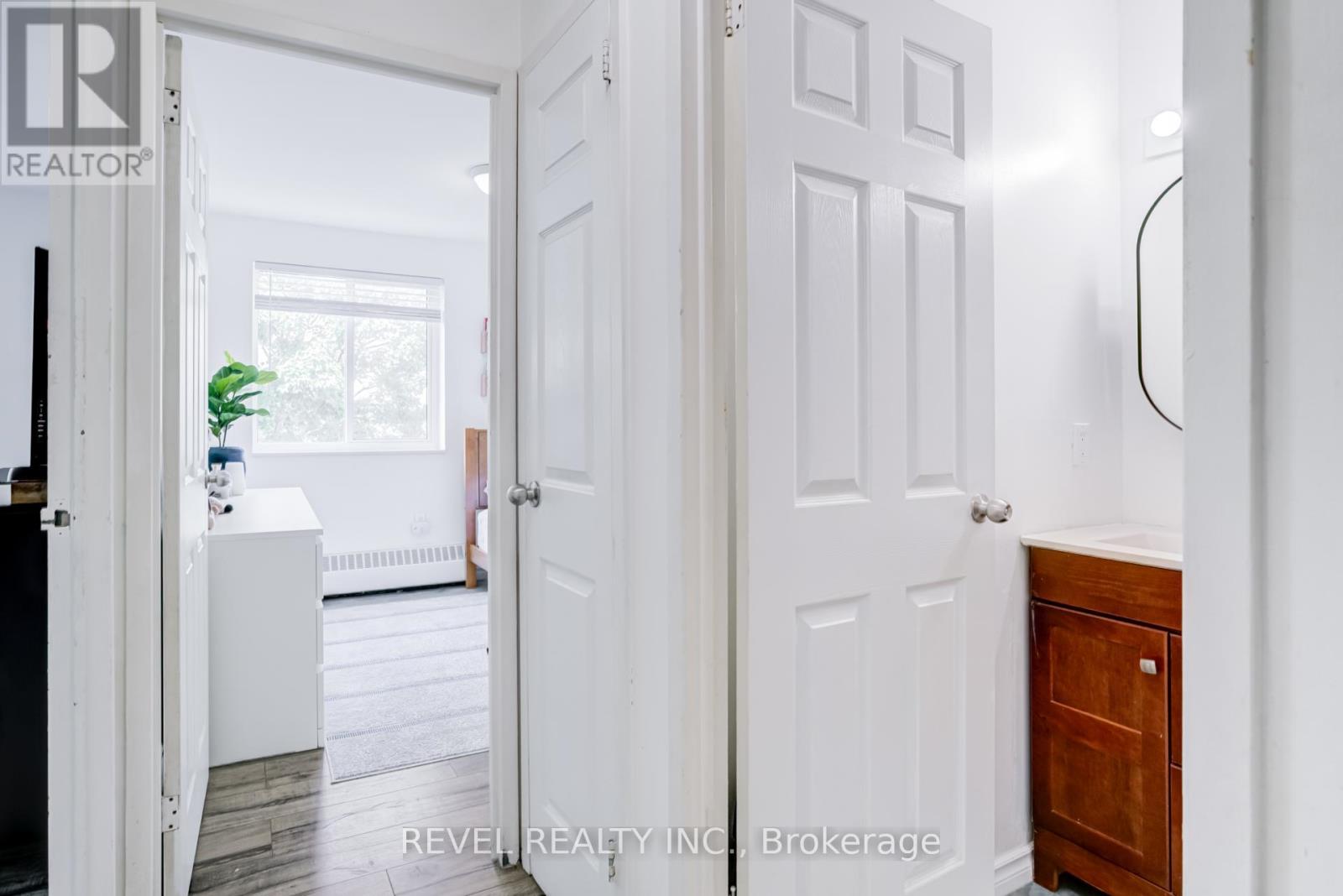 Photo 23 of 512 936 Glen Street, Oshawa ON