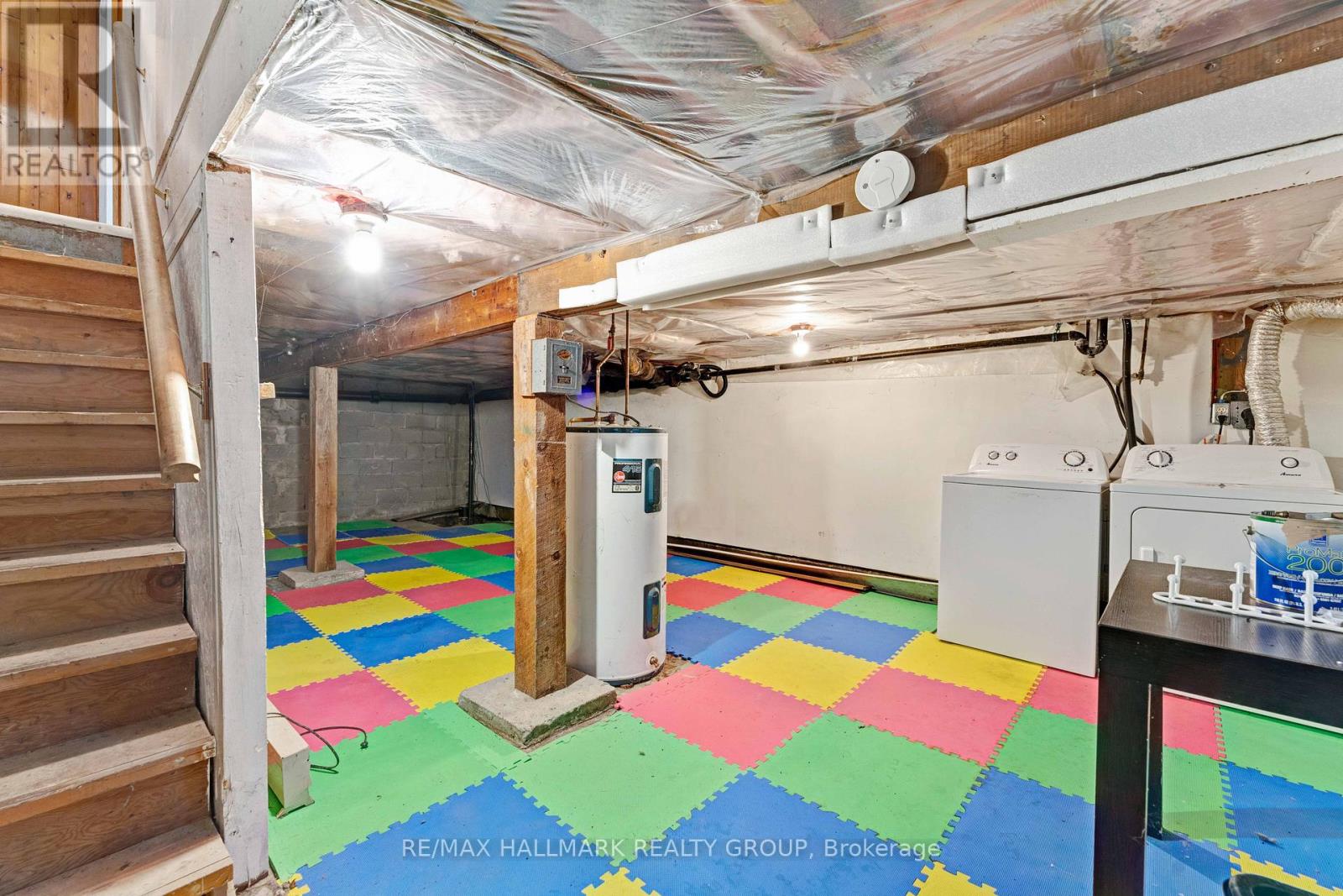 Photo 21 of 984 Miss Ottawa Street, Ottawa ON