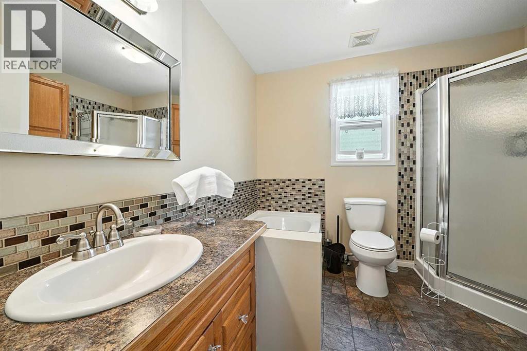 Photo 14 of 108 Herder Drive, Sylvan Lake AB