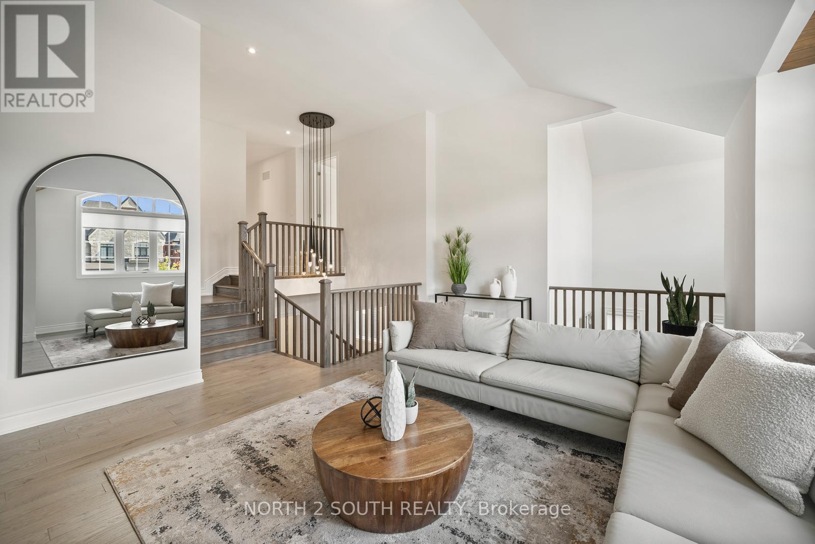 Photo 25 of 25 Pine Heights Drive, Vaughan ON