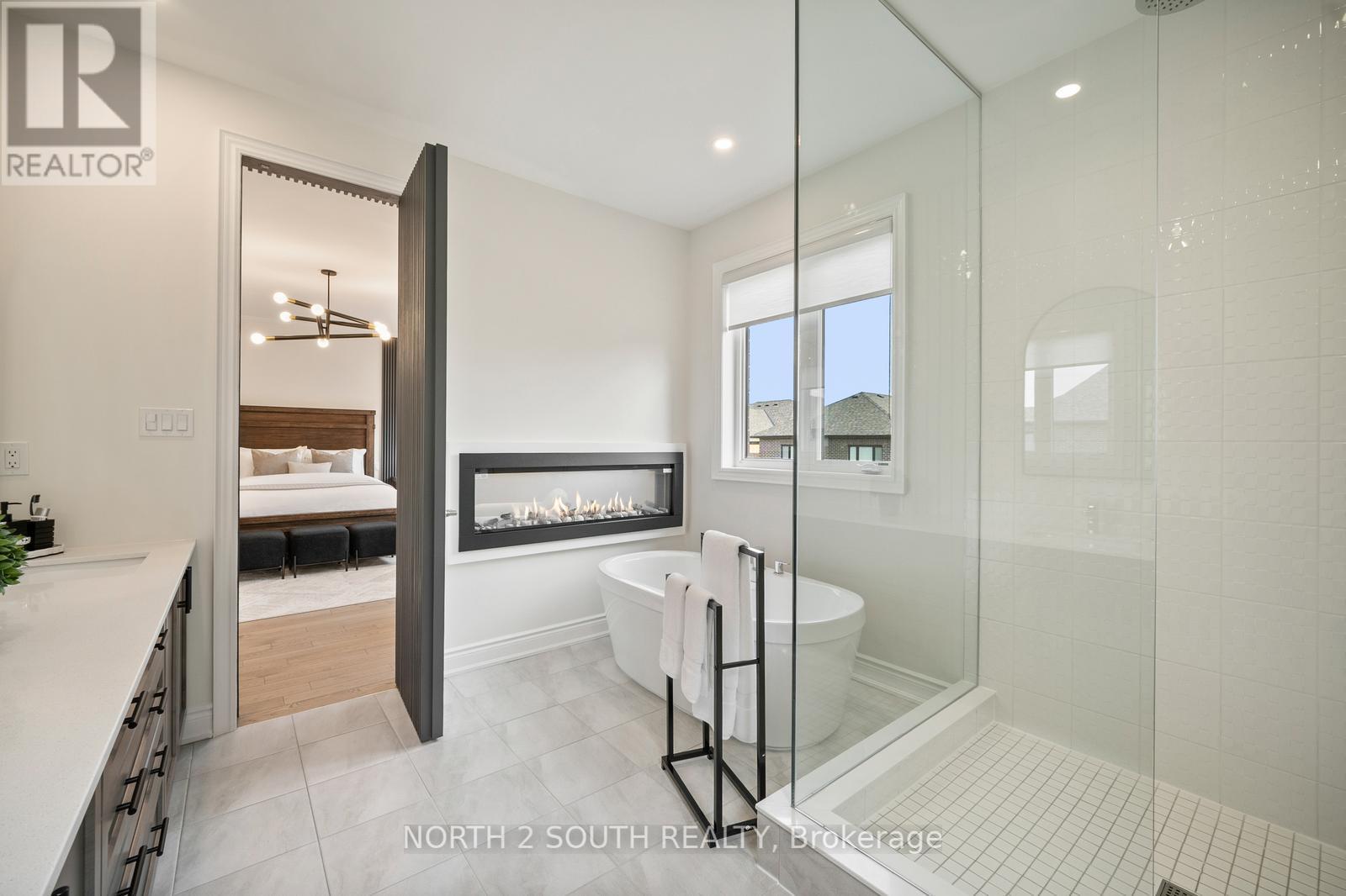 Photo 31 of 25 Pine Heights Drive, Vaughan ON