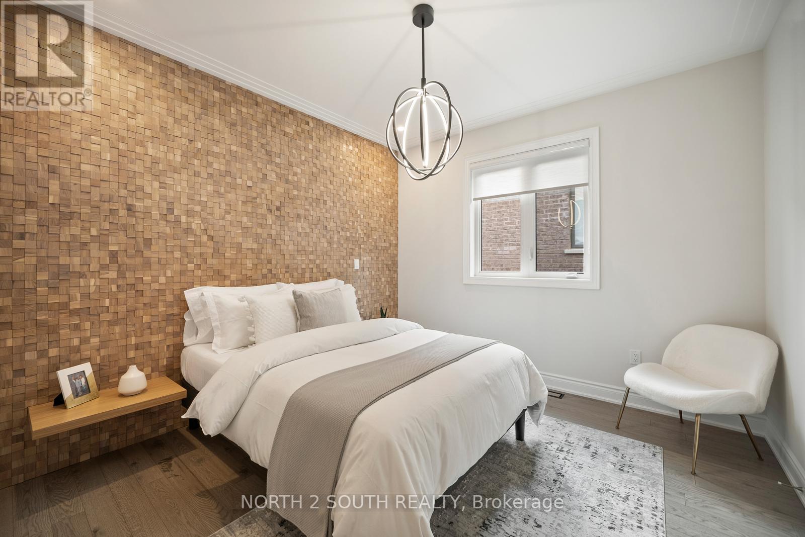 Photo 48 of 25 Pine Heights Drive, Vaughan ON