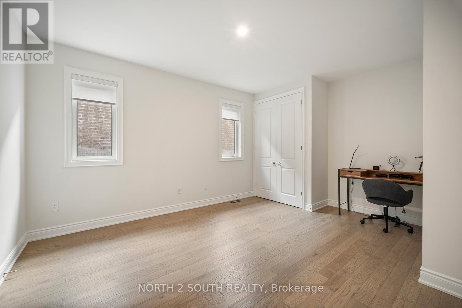 Photo 36 of 25 Pine Heights Drive, Vaughan ON