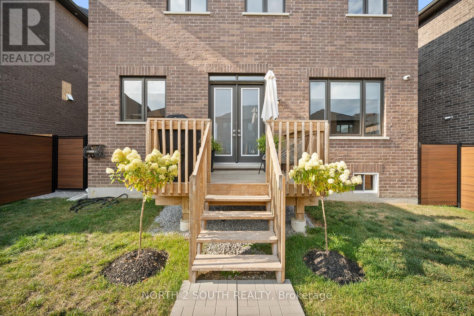 Photo 46 of 25 Pine Heights Drive, Vaughan ON