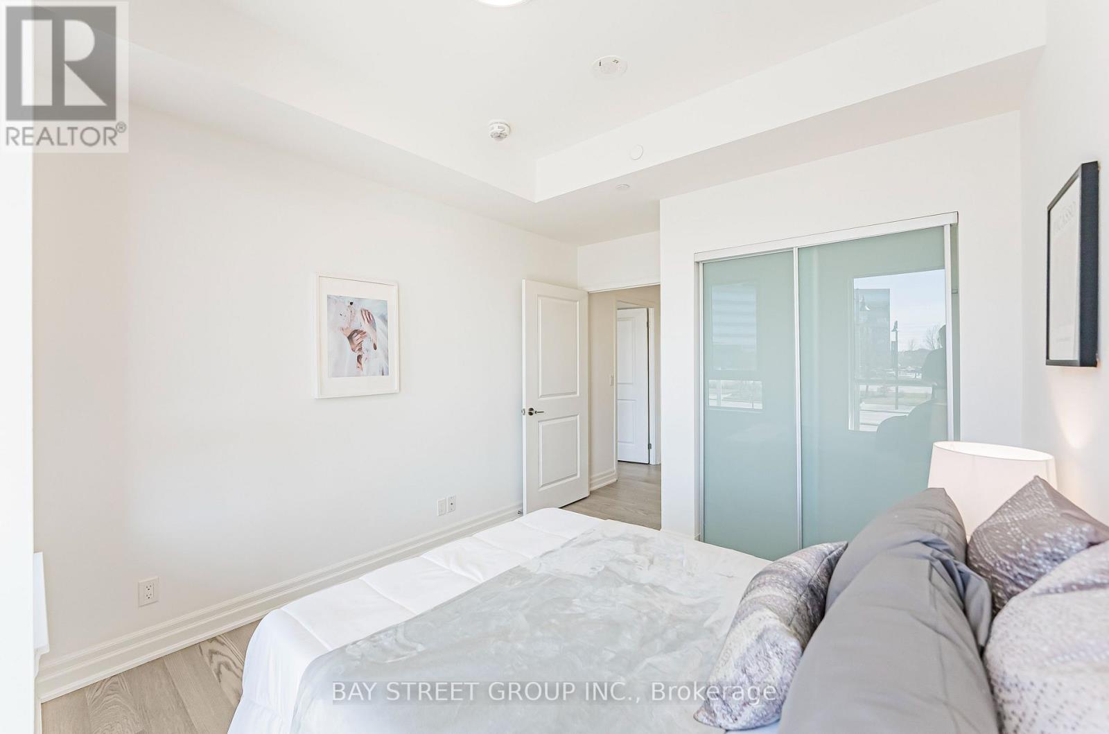 Photo 32 of 104 B 8 Rouge Valley Drive, Markham ON