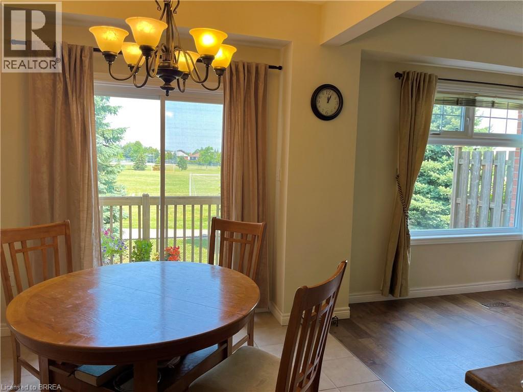 Photo 5 of 232 Stonehenge Drive Unit 20, Hamilton ON