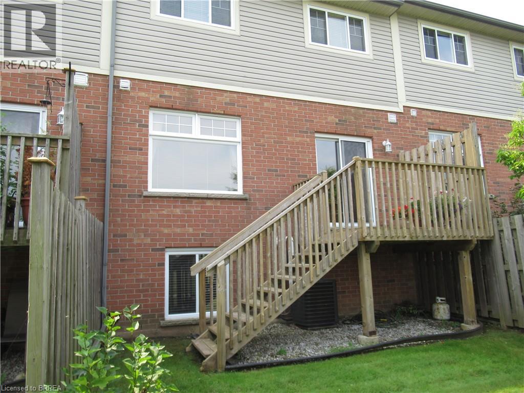 Photo 1 of 232 Stonehenge Drive Unit 20, Hamilton ON