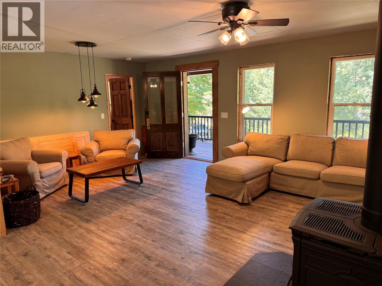 2160 3 Highway, Christina Lake