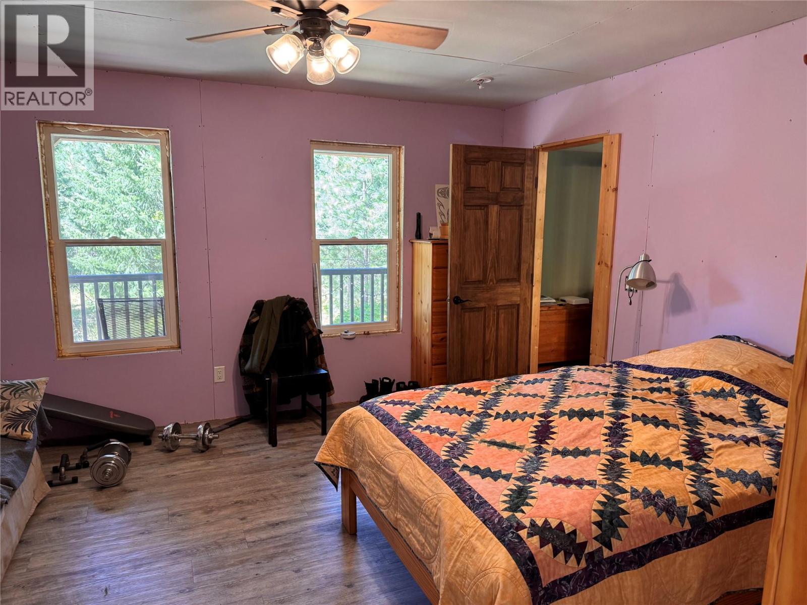 2160 3 Highway, Christina Lake