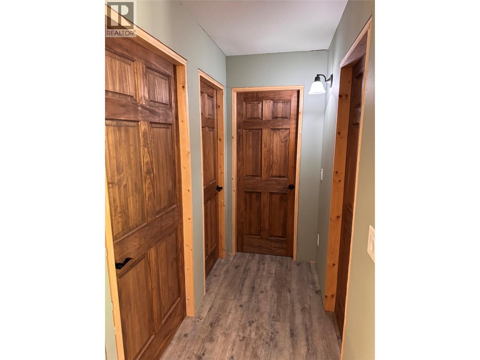 2160 3 Highway, Christina Lake
