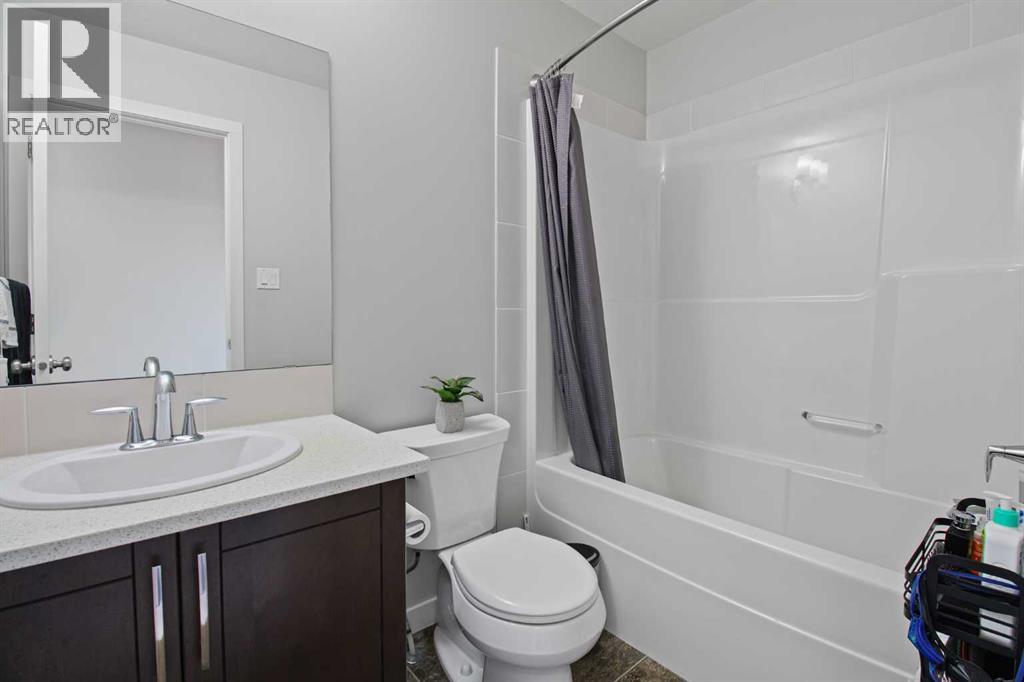 Photo 12 of 577 Blackwolf Boulevard N, Lethbridge AB