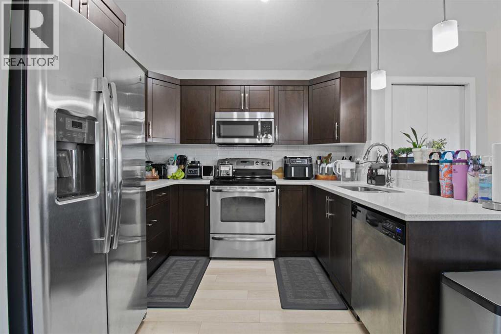 Photo 8 of 577 Blackwolf Boulevard N, Lethbridge AB