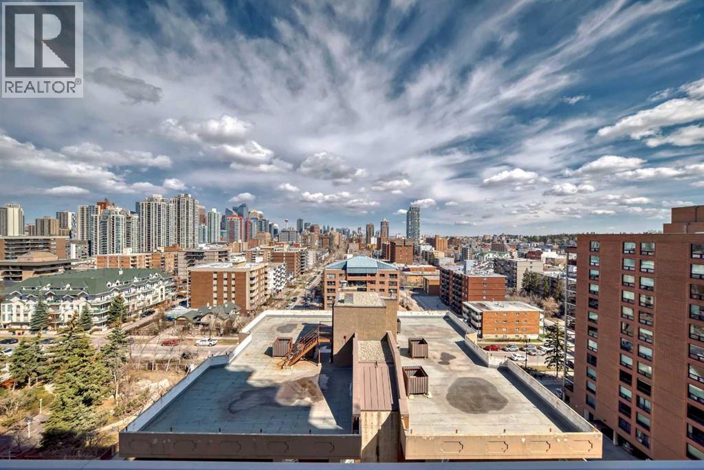 Single Family House Loft for Sale in    Avenue SW Beltline Calgary 