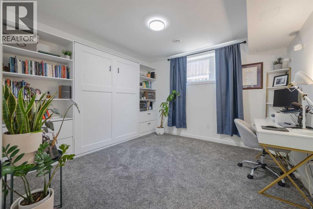 Single Family House Bi-level for Sale in  Cantrell Drive SW Canyon Meadows Calgary 