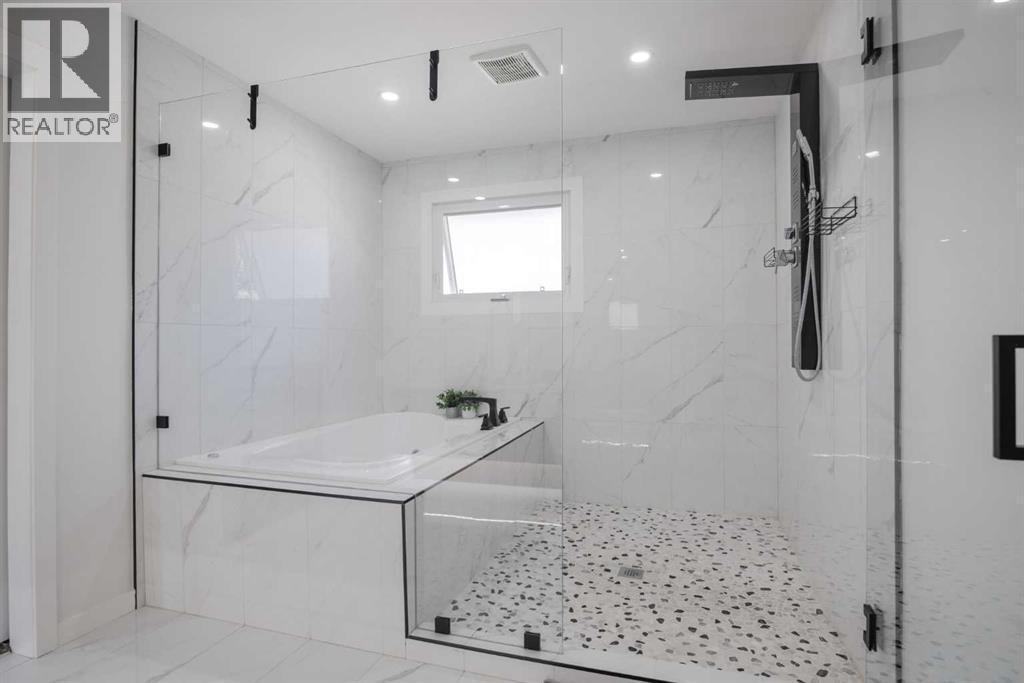Single Family House Bi-level for Sale in  Cantrell Drive SW Canyon Meadows Calgary 