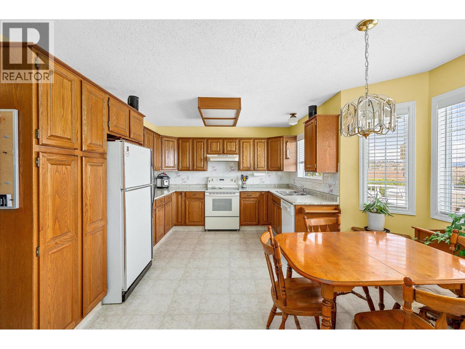  3278 Sundance Drive, West Kelowna
