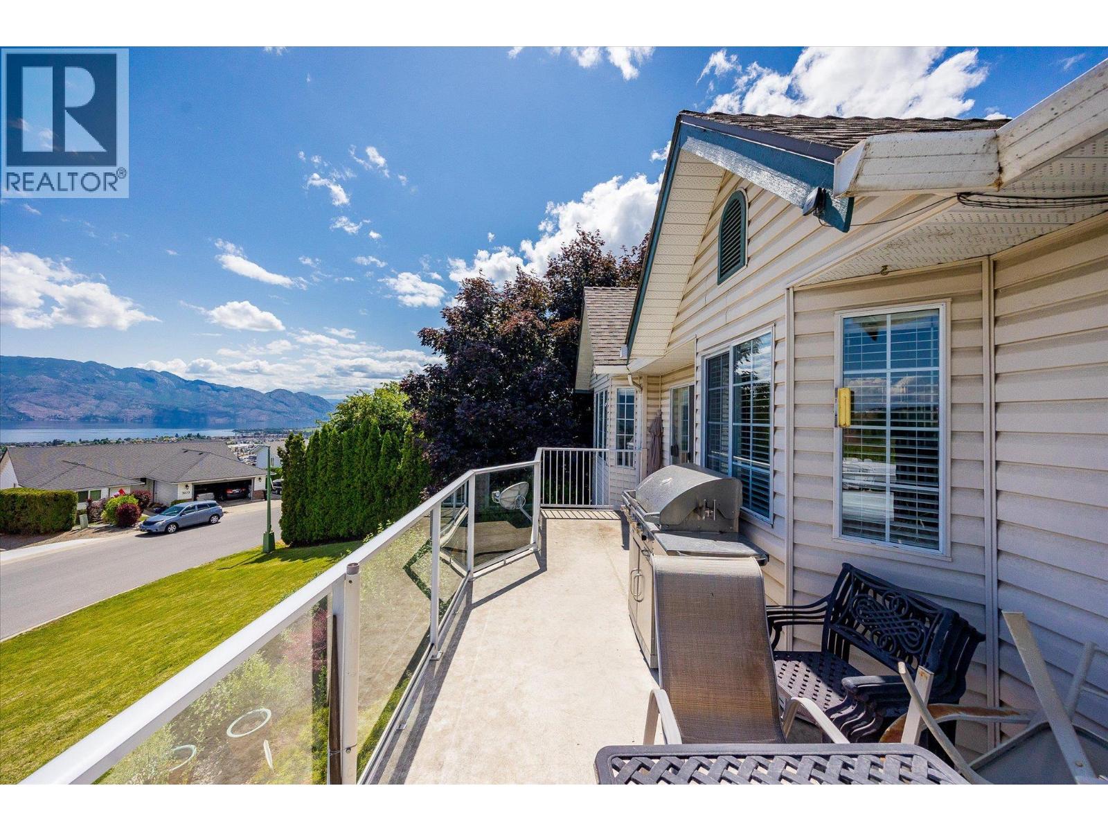  3278 Sundance Drive, West Kelowna