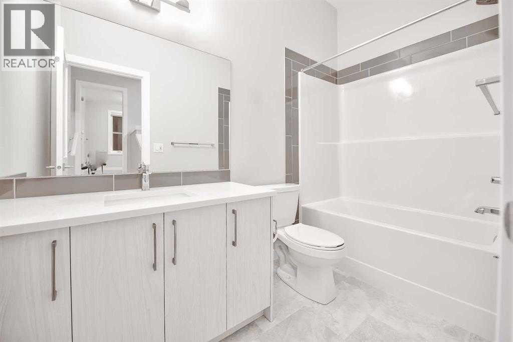 Single Family House for Sale in  Crestridge Common SW Crestmont Calgary 