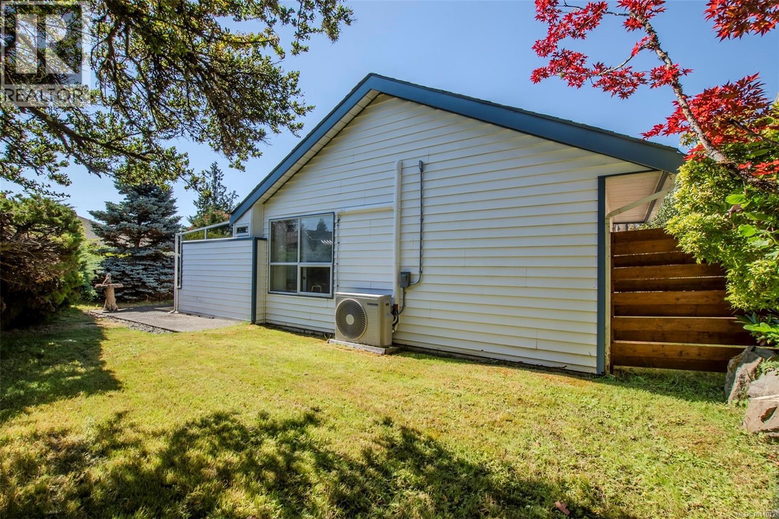 Photo 18 of 3697 Arbutus Dr N, Cobble Hill BC