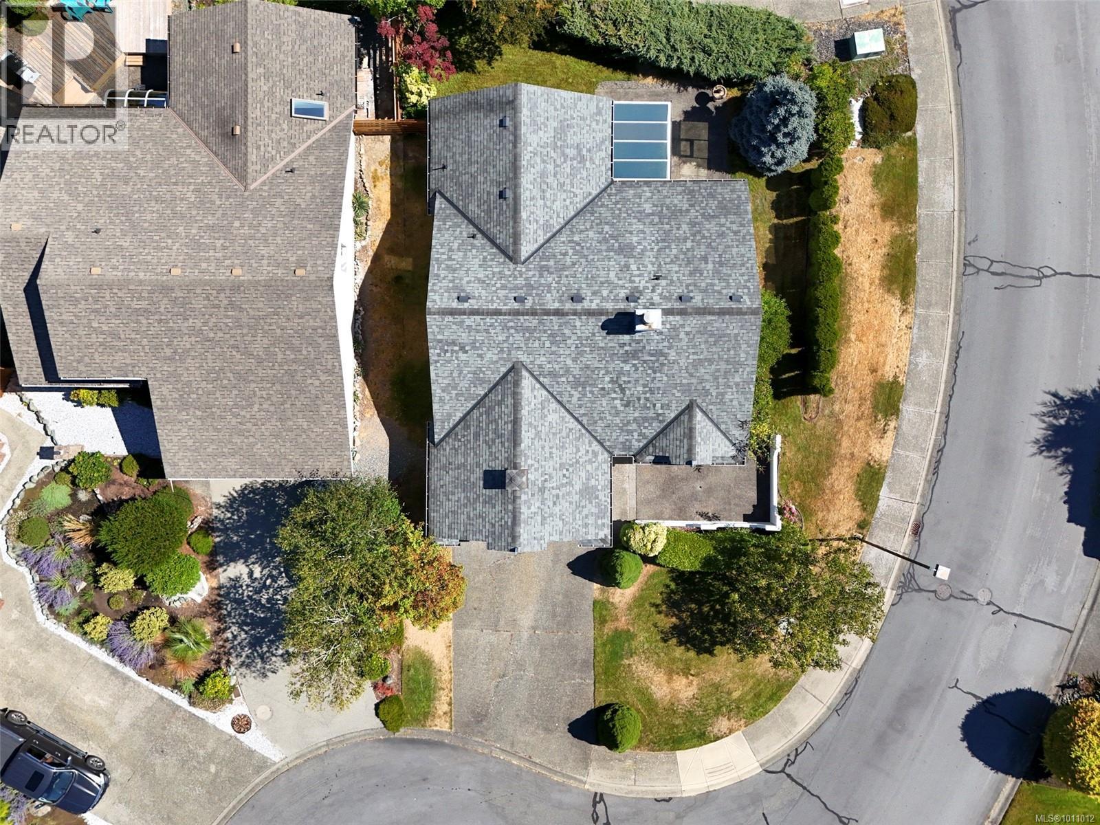 Photo 9 of 3697 Arbutus Dr N, Cobble Hill BC