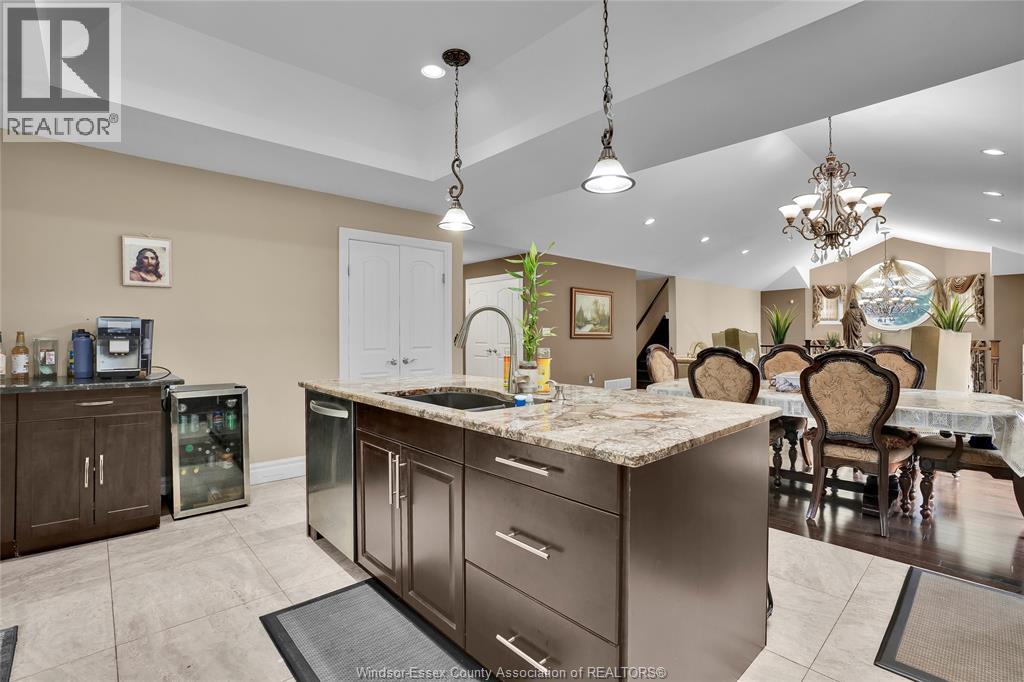 Photo 13 of 3035 Bridgeway, Lasalle ON