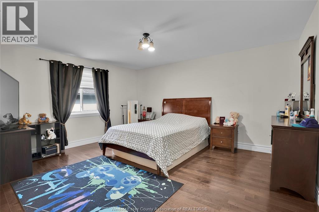 Photo 16 of 3035 Bridgeway, Lasalle ON