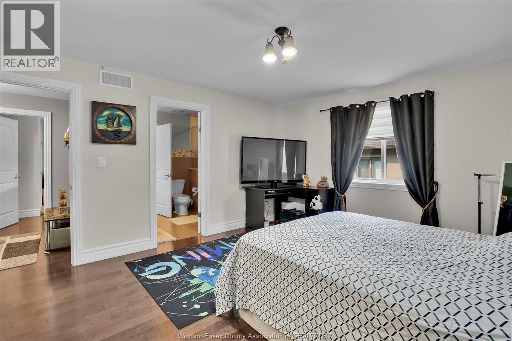 Photo 18 of 3035 Bridgeway, Lasalle ON